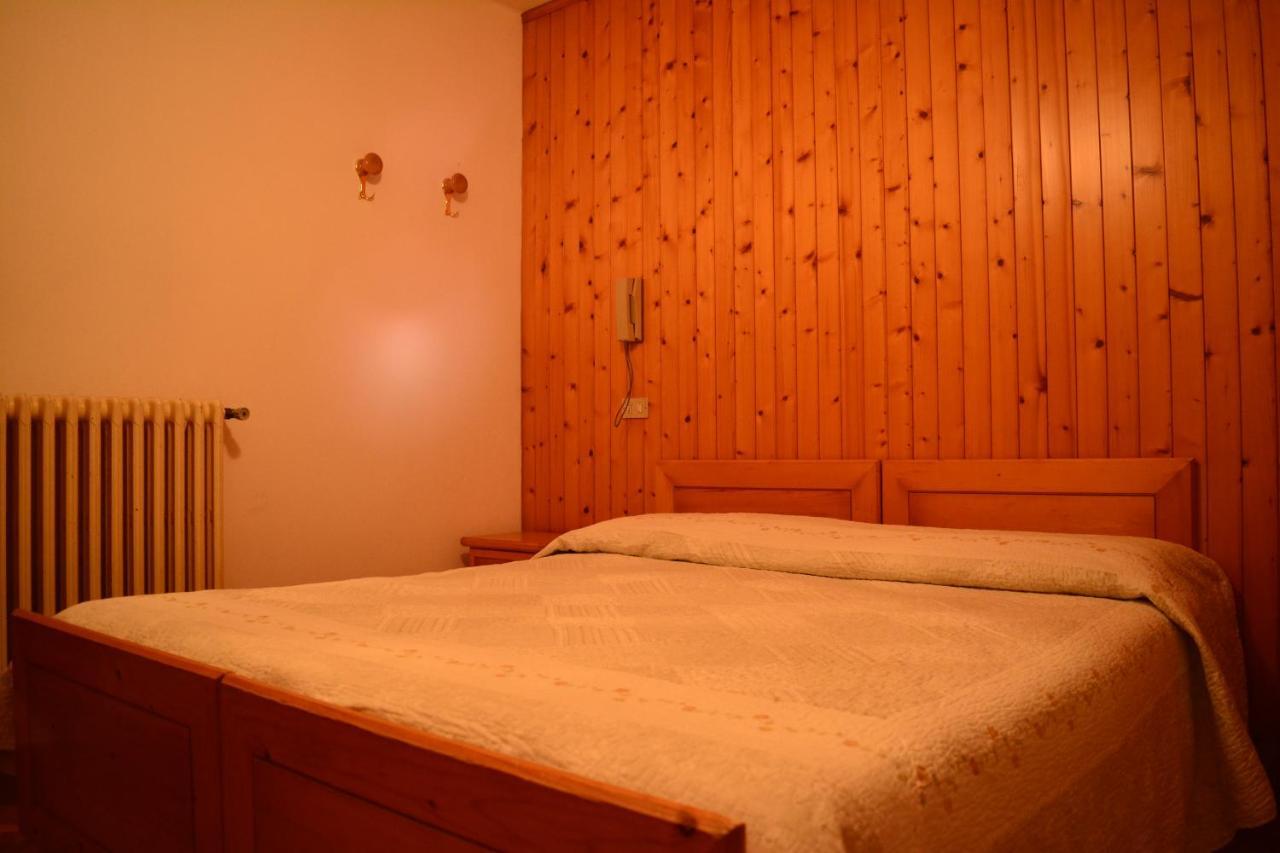 Albergo - B&B Alpina Premadio Exteriör bild